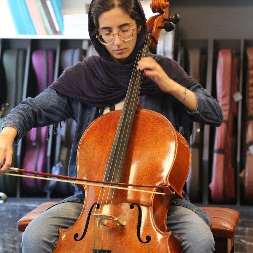 یاسمن حیدری